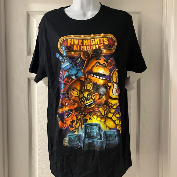 Universal Studio Other - Halloween Horror Nights 2025
Five Nights At Freddy's Adult T-
Shirt Size Large